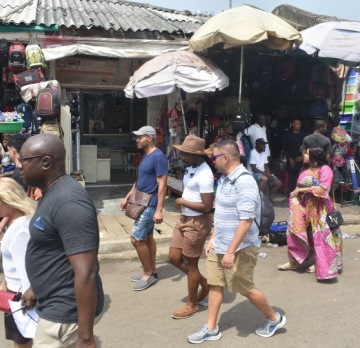 4 Hours Lekki Market Tour, Lagos